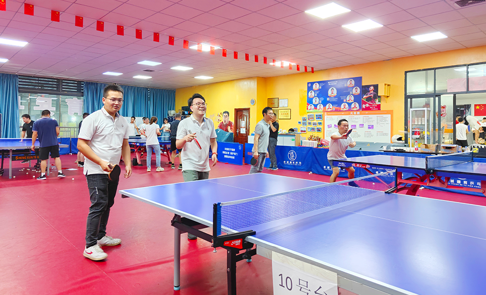 AG�콢�� (�й���½) ���޹�˾����