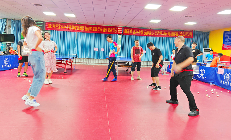 AG�콢�� (�й���½) ���޹�˾����