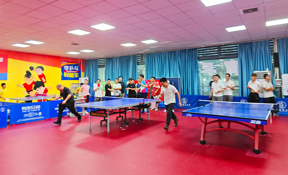 AG�콢�� (�й���½) ���޹�˾����