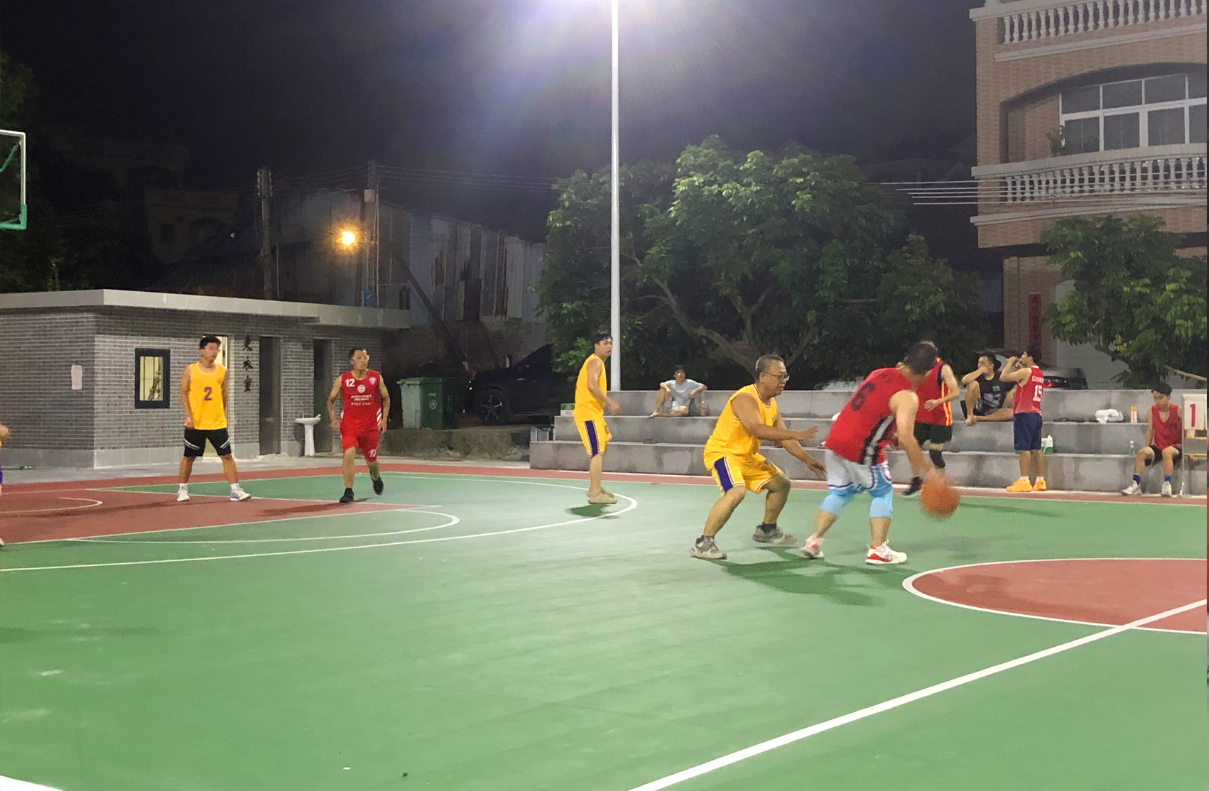 AG�콢�� (�й���½) ���޹�˾����