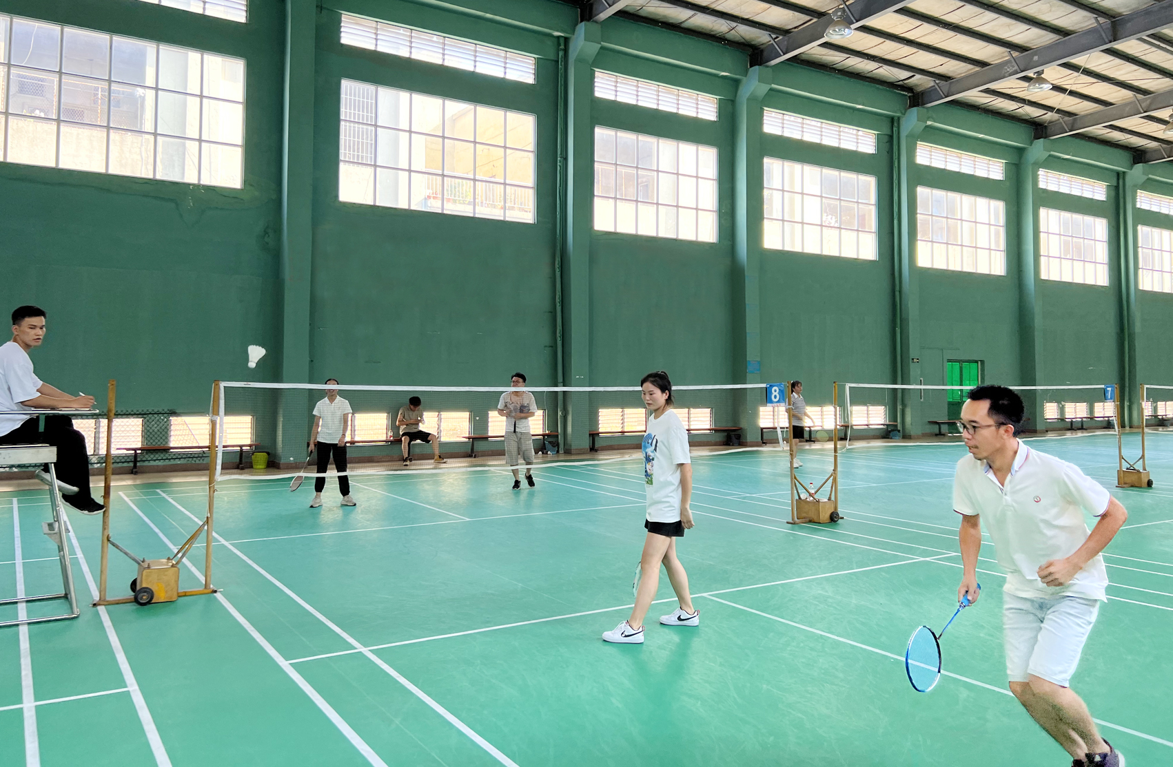 AG�콢�� (�й���½) ���޹�˾����