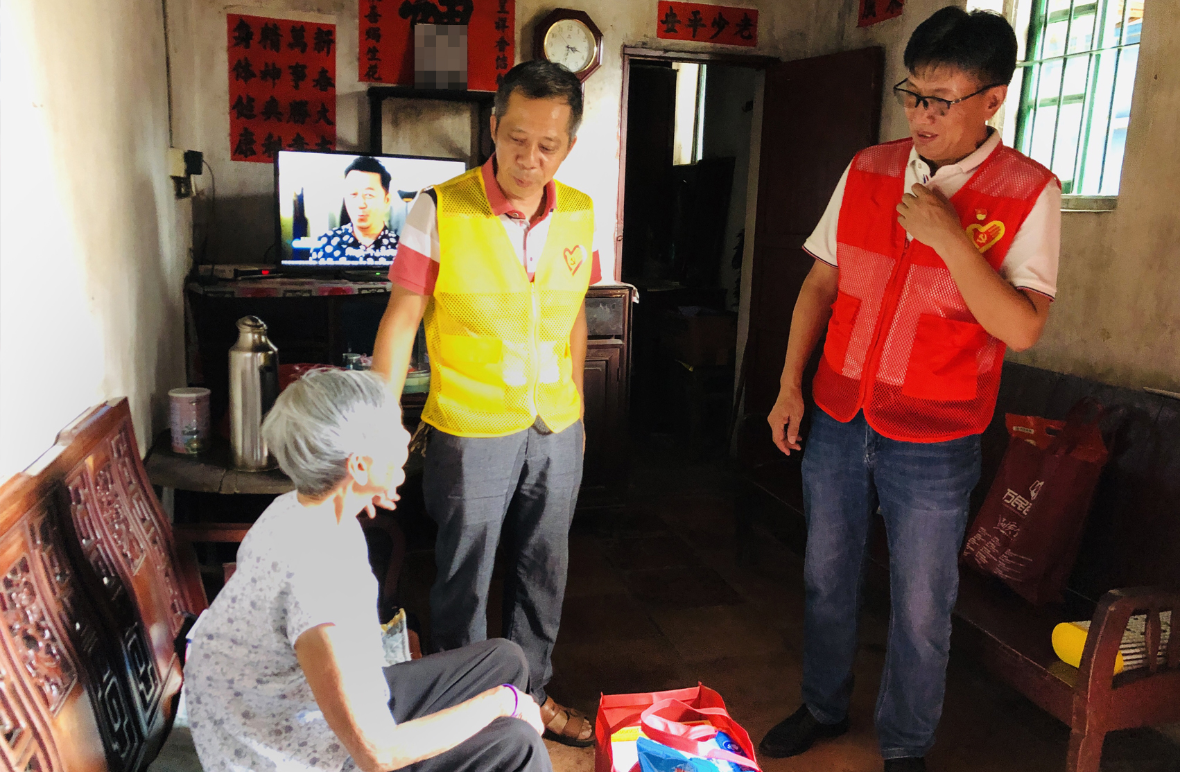 AG�콢�� (�й���½) ���޹�˾����