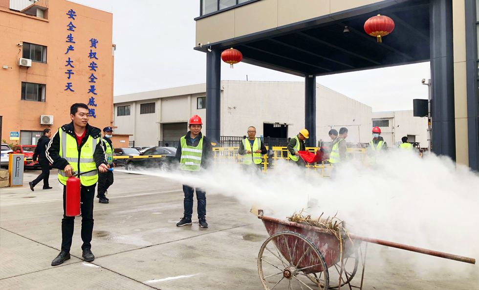 AG�콢�� (�й���½) ���޹�˾����