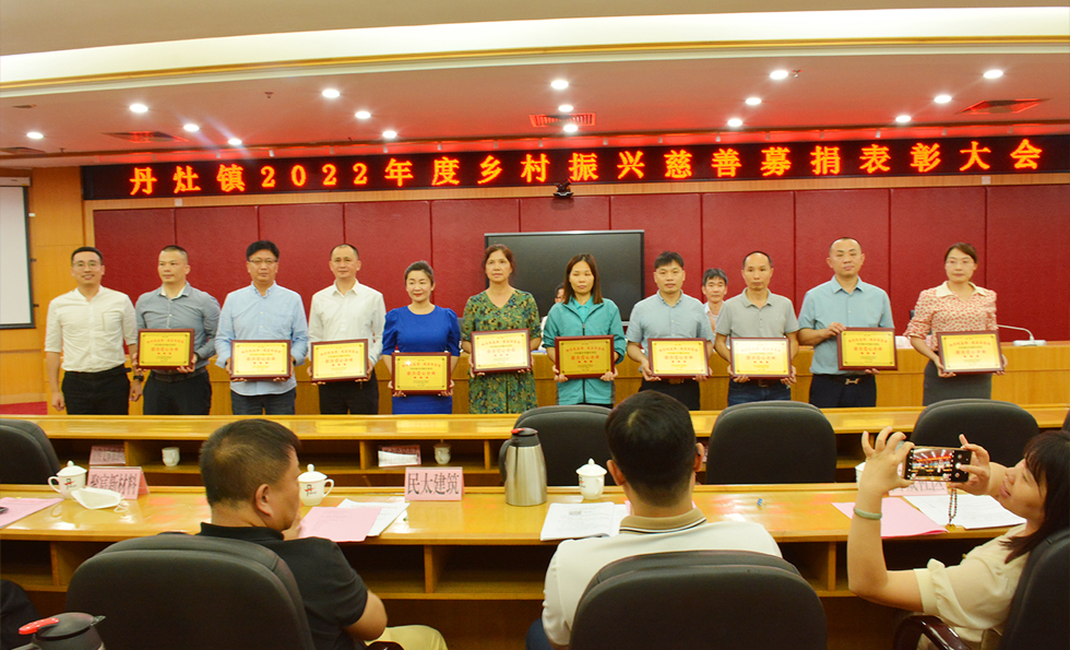 AG�콢�� (�й���½) ���޹�˾����