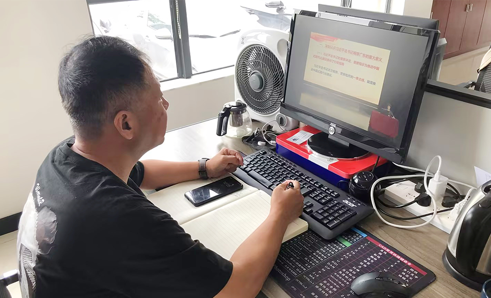 AG�콢�� (�й���½) ���޹�˾����