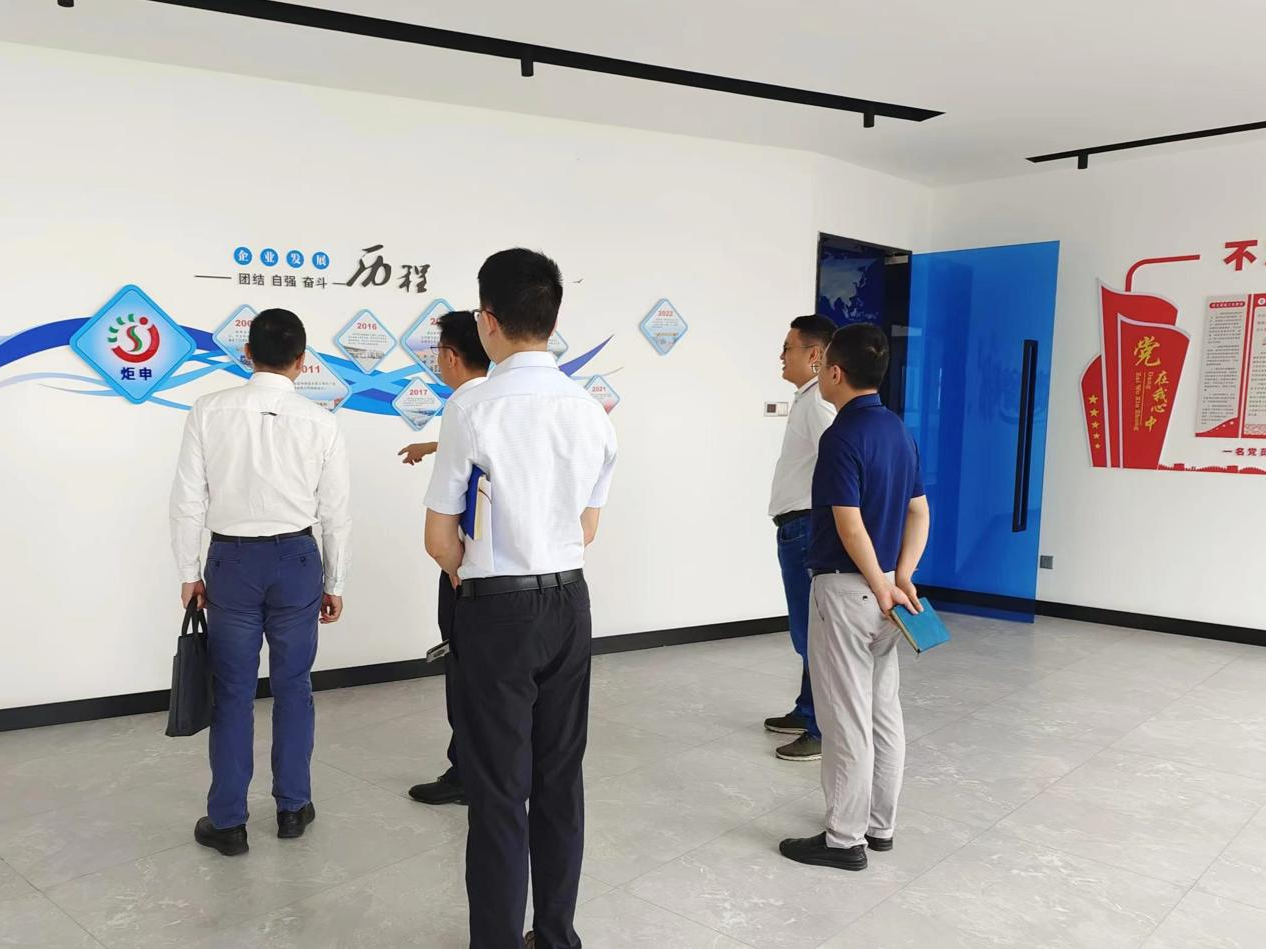 AG�콢�� (�й���½) ���޹�˾����