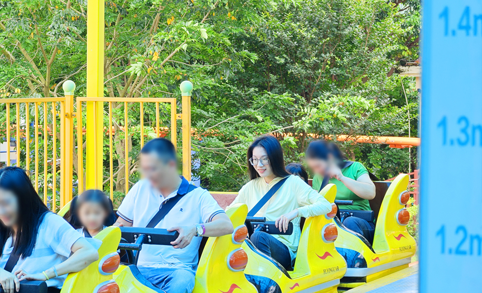 AG�콢�� (�й���½) ���޹�˾����