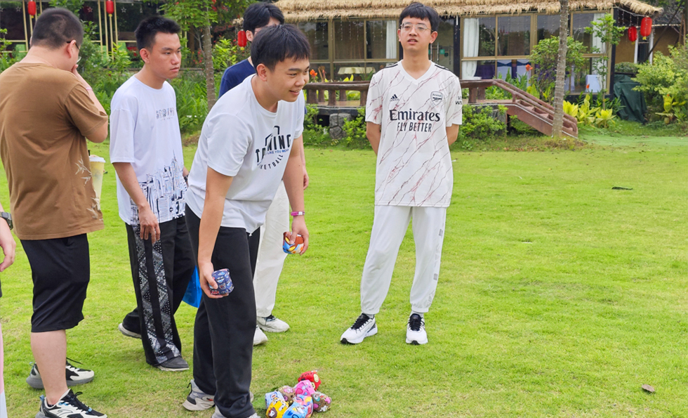 AG�콢�� (�й���½) ���޹�˾����