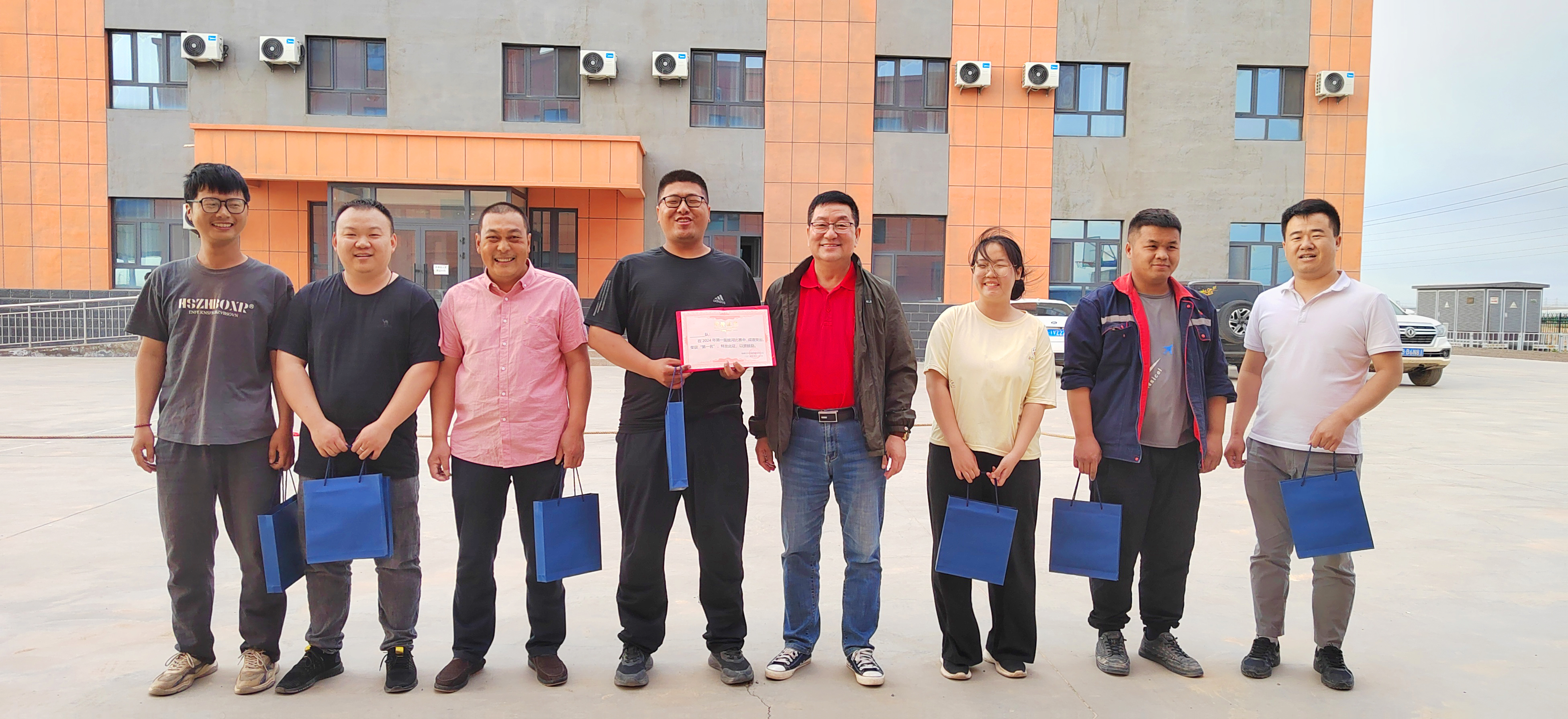 AG�콢�� (�й���½) ���޹�˾����