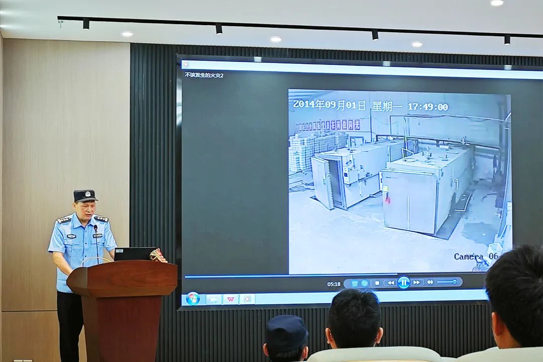 AG�콢�� (�й���½) ���޹�˾����