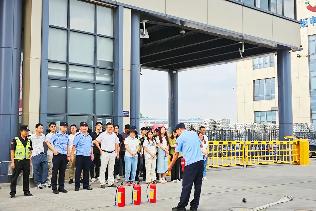 AG�콢�� (�й���½) ���޹�˾����