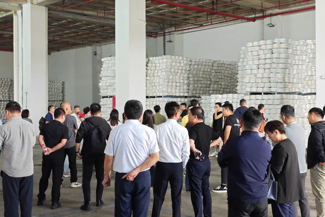 AG�콢�� (�й���½) ���޹�˾����