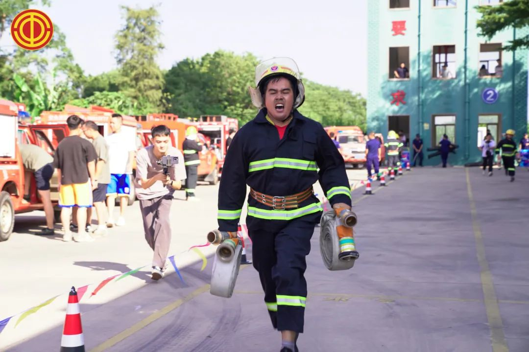 AG�콢�� (�й���½) ���޹�˾����