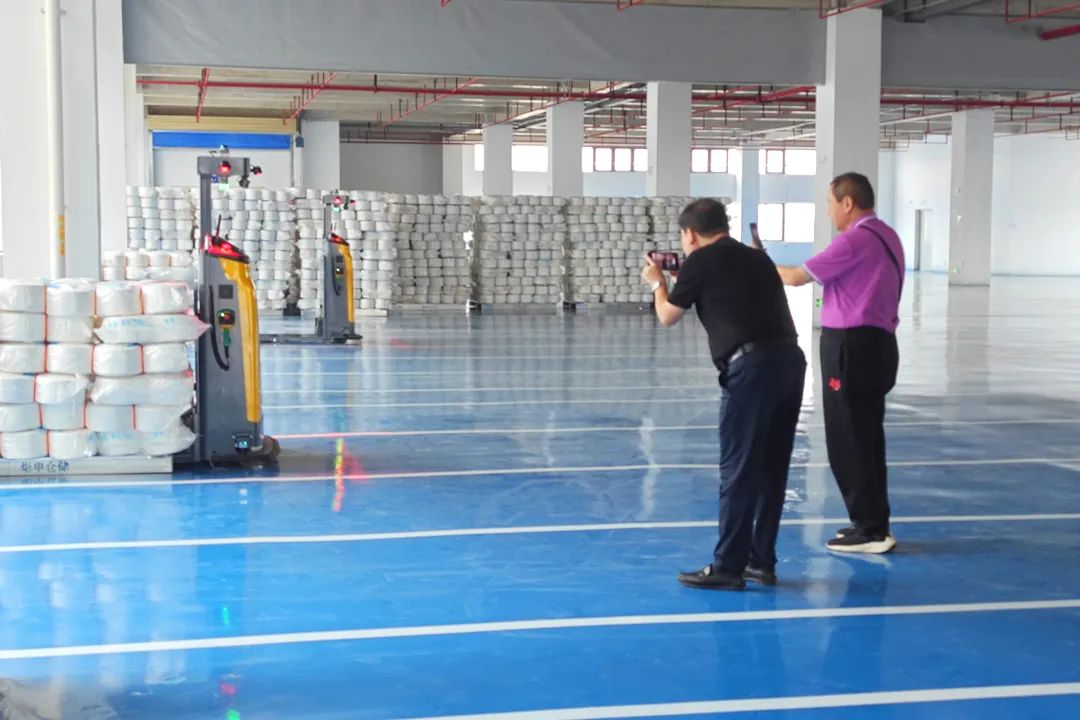 AG�콢�� (�й���½) ���޹�˾����