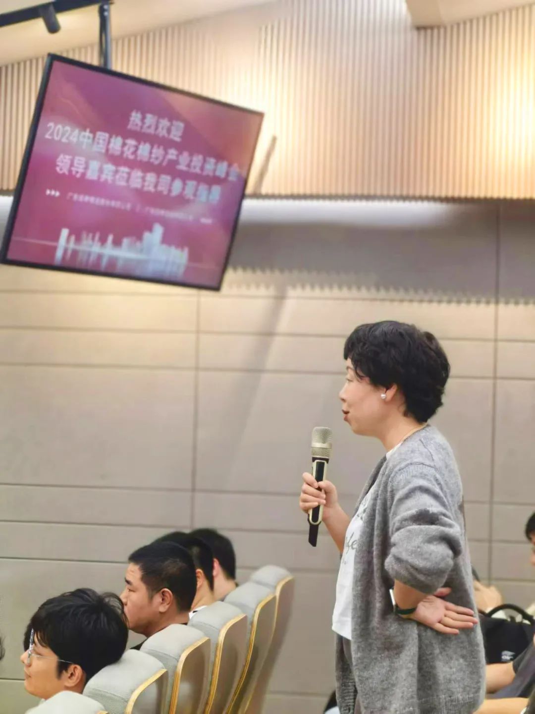 AG�콢�� (�й���½) ���޹�˾����