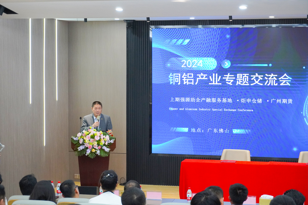 AG�콢�� (�й���½) ���޹�˾����