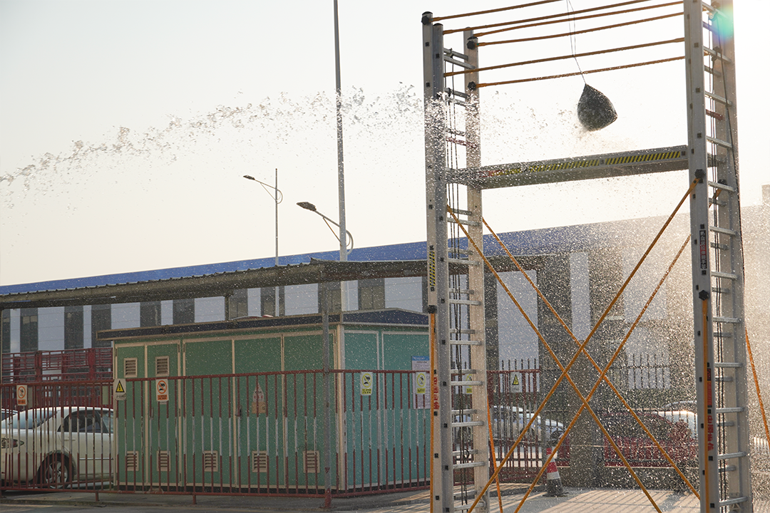 AG�콢�� (�й���½) ���޹�˾����