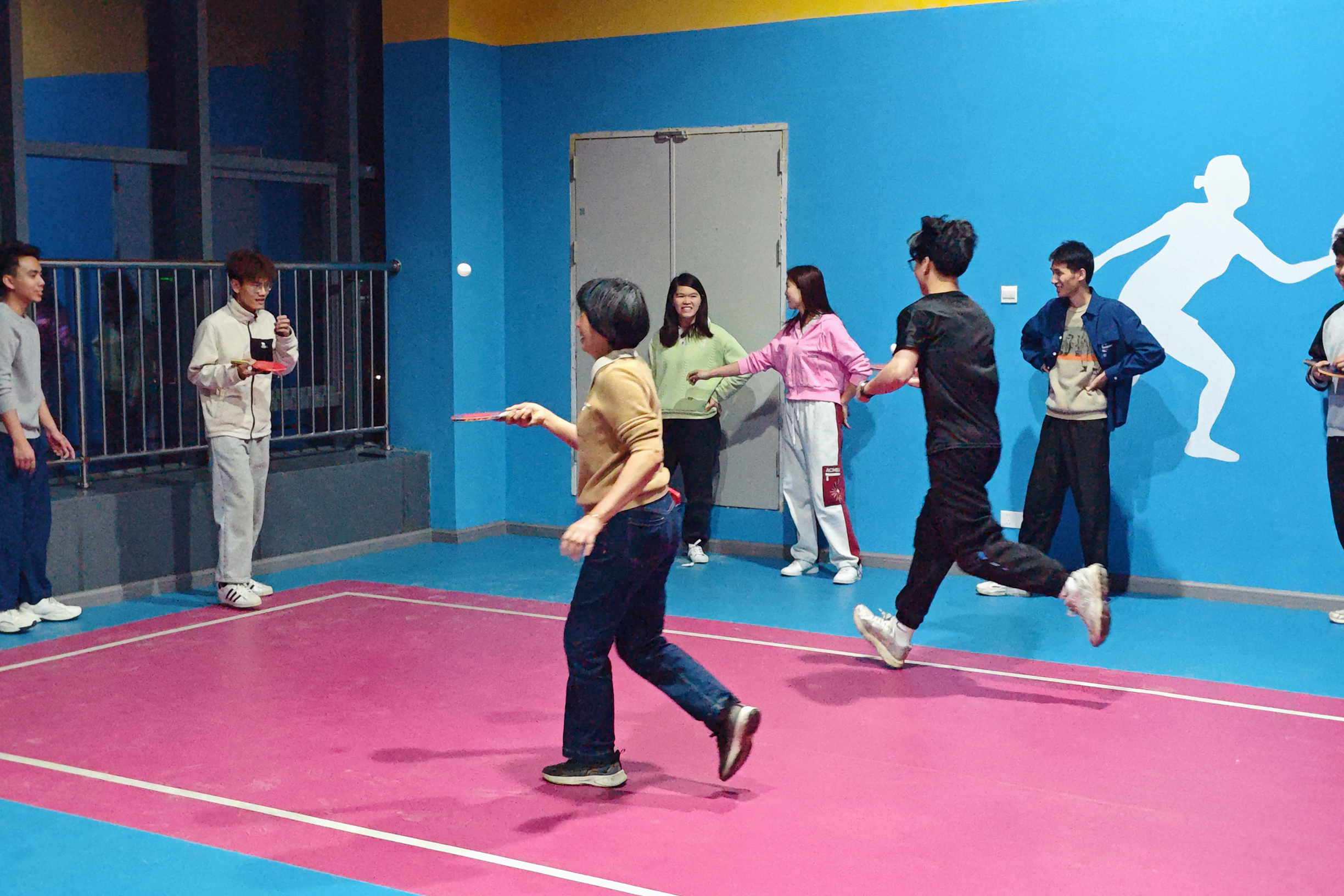 AG�콢�� (�й���½) ���޹�˾����