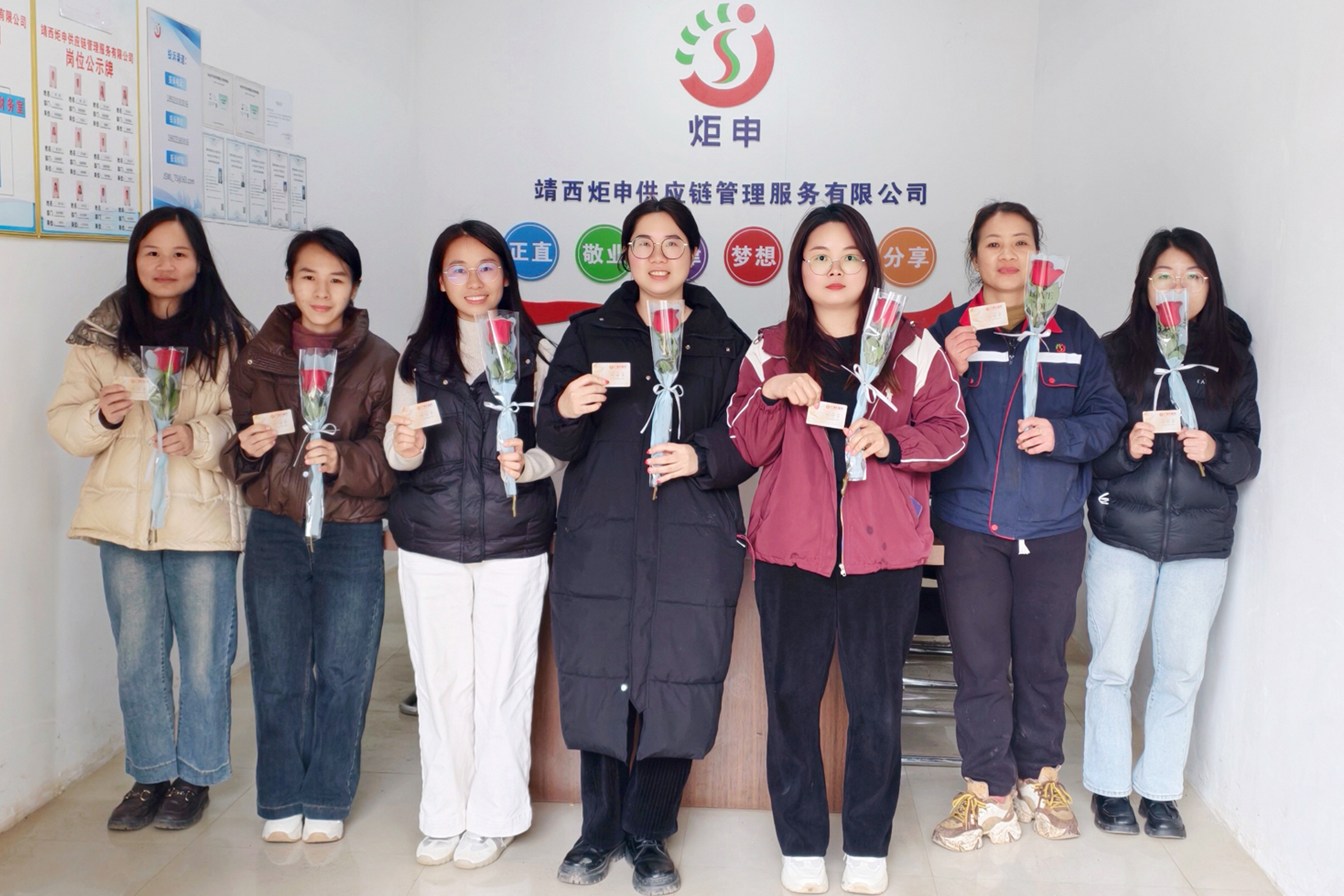 AG�콢�� (�й���½) ���޹�˾����