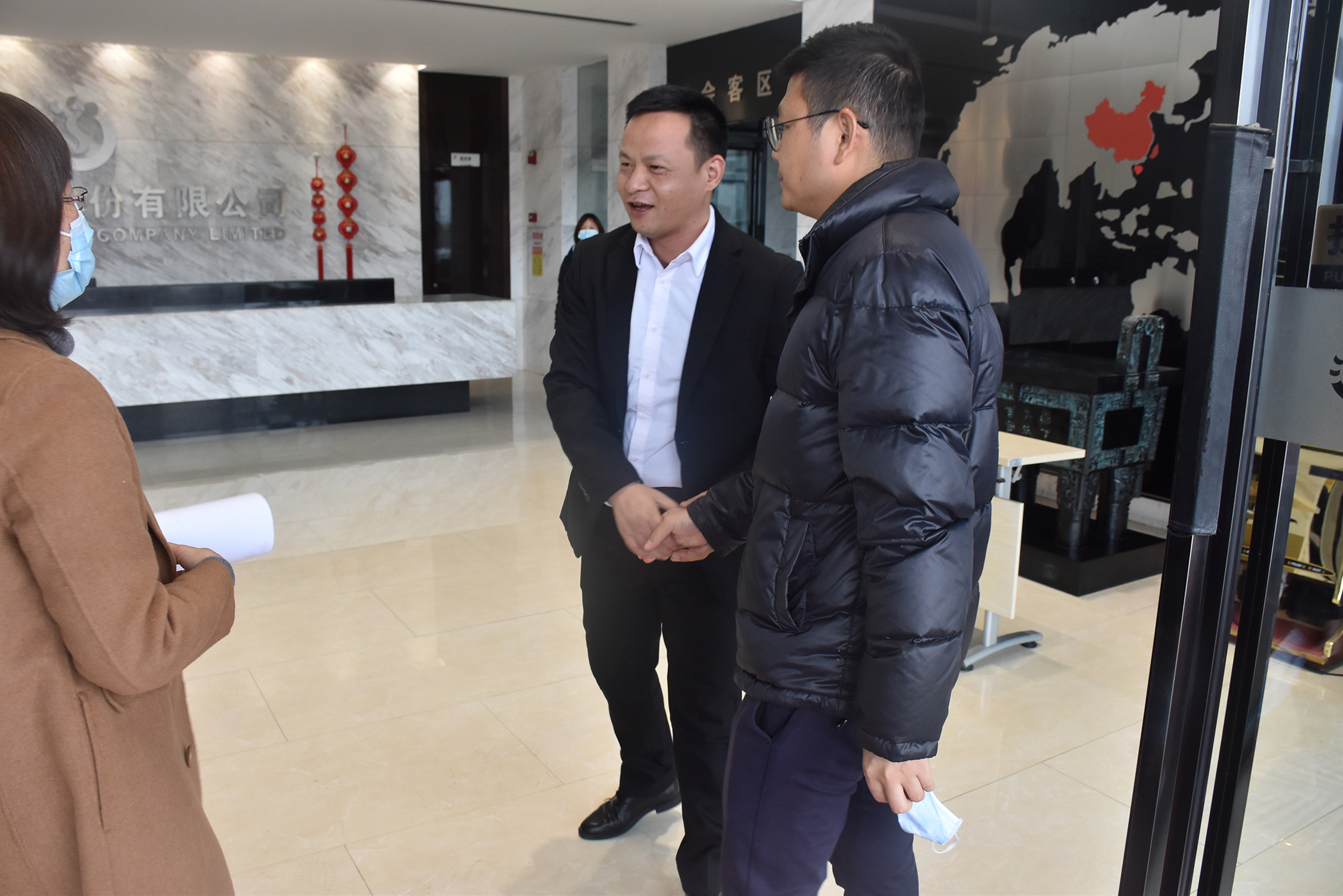 AG�콢�� (�й���½) ���޹�˾����