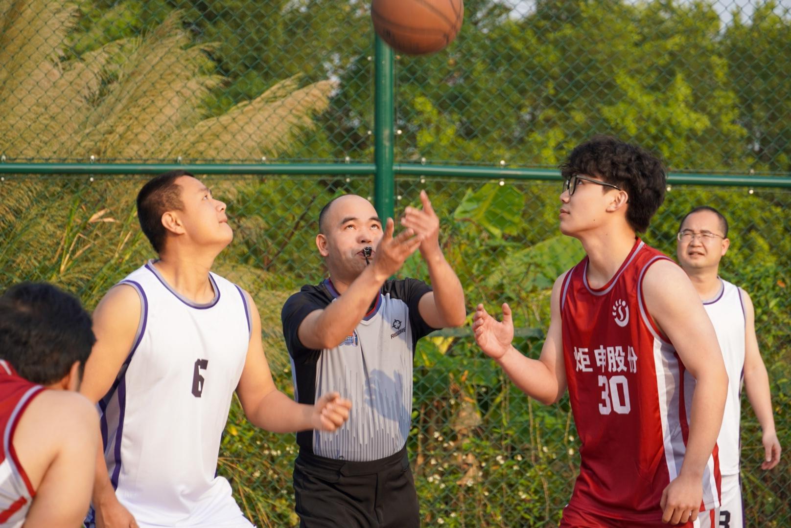 AG�콢�� (�й���½) ���޹�˾����