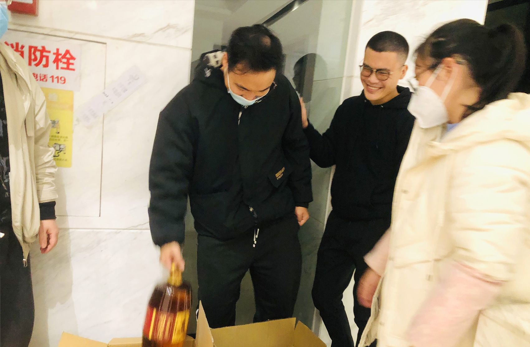 AG�콢�� (�й���½) ���޹�˾����