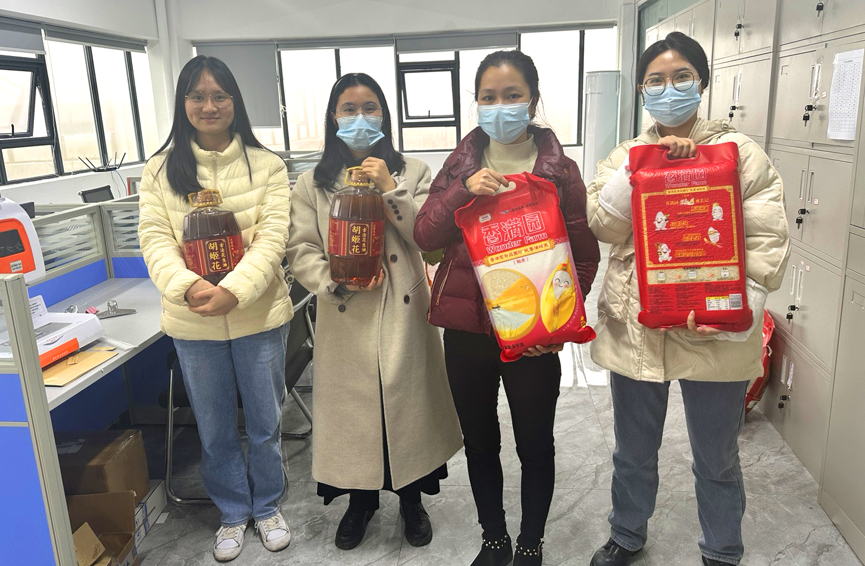 AG�콢�� (�й���½) ���޹�˾����