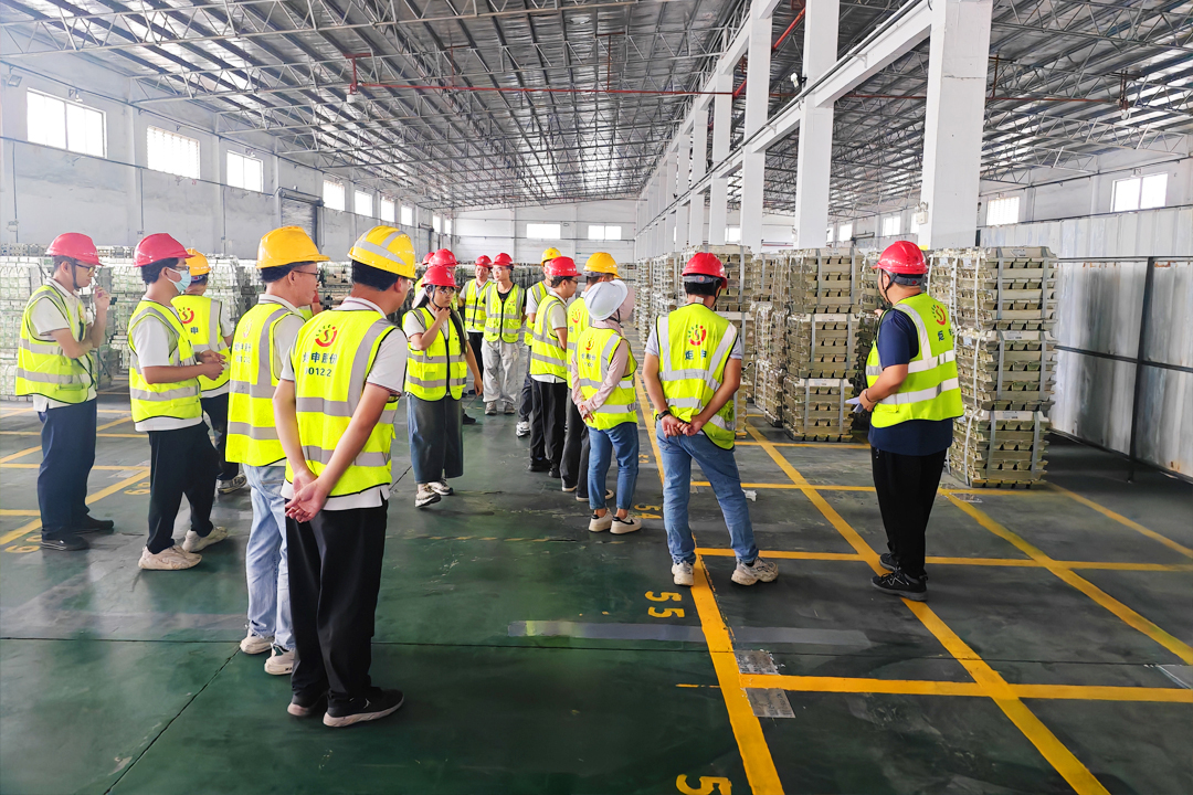 AG�콢�� (�й���½) ���޹�˾����