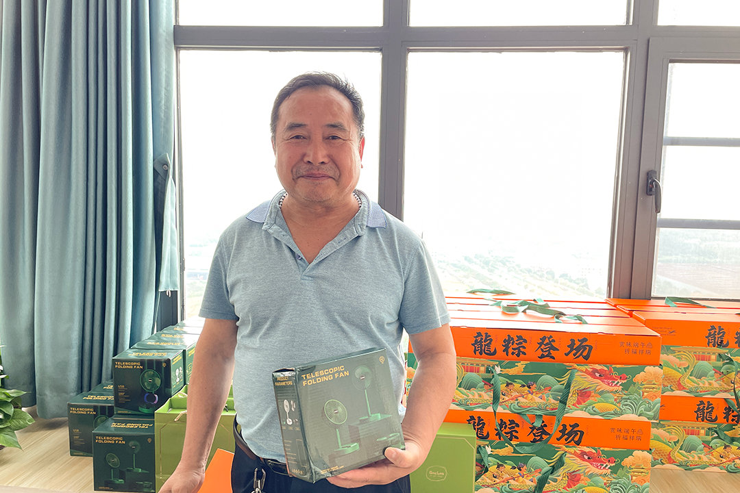 AG�콢�� (�й���½) ���޹�˾����