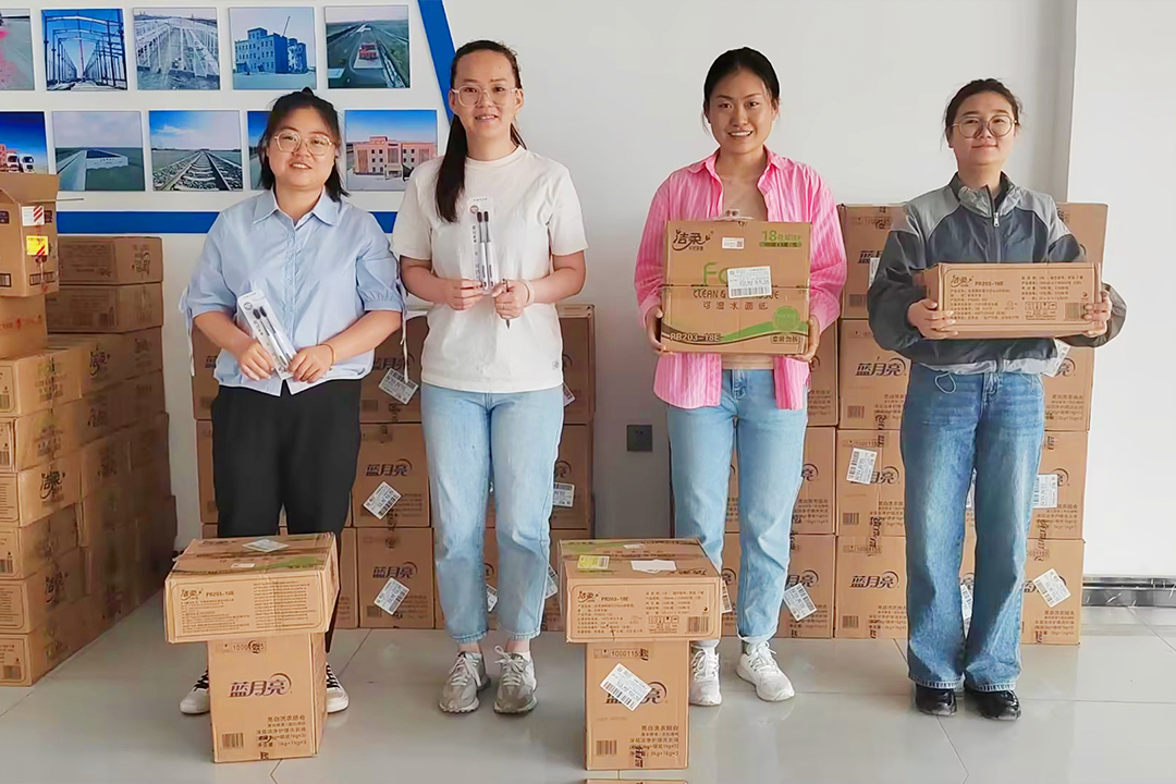 AG�콢�� (�й���½) ���޹�˾����